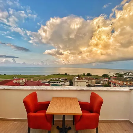 My House Aparthotel *